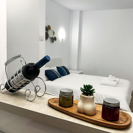 Superior One Bedroom Apartment Unirii Square Bukarest Kültér fotó
